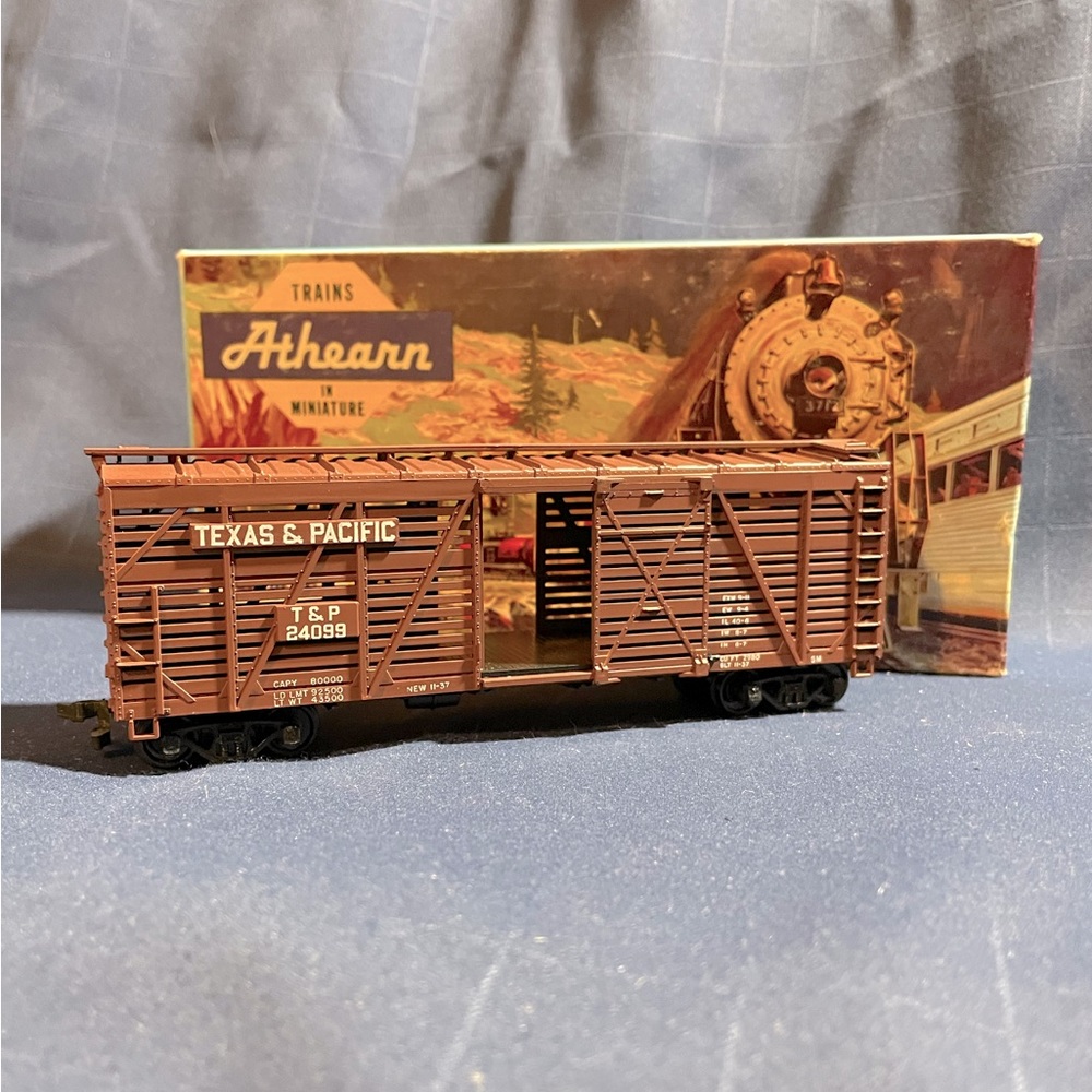 VTG 60s Athearn Miniature Train stock car model 1773 Texas & Pacific w/box
